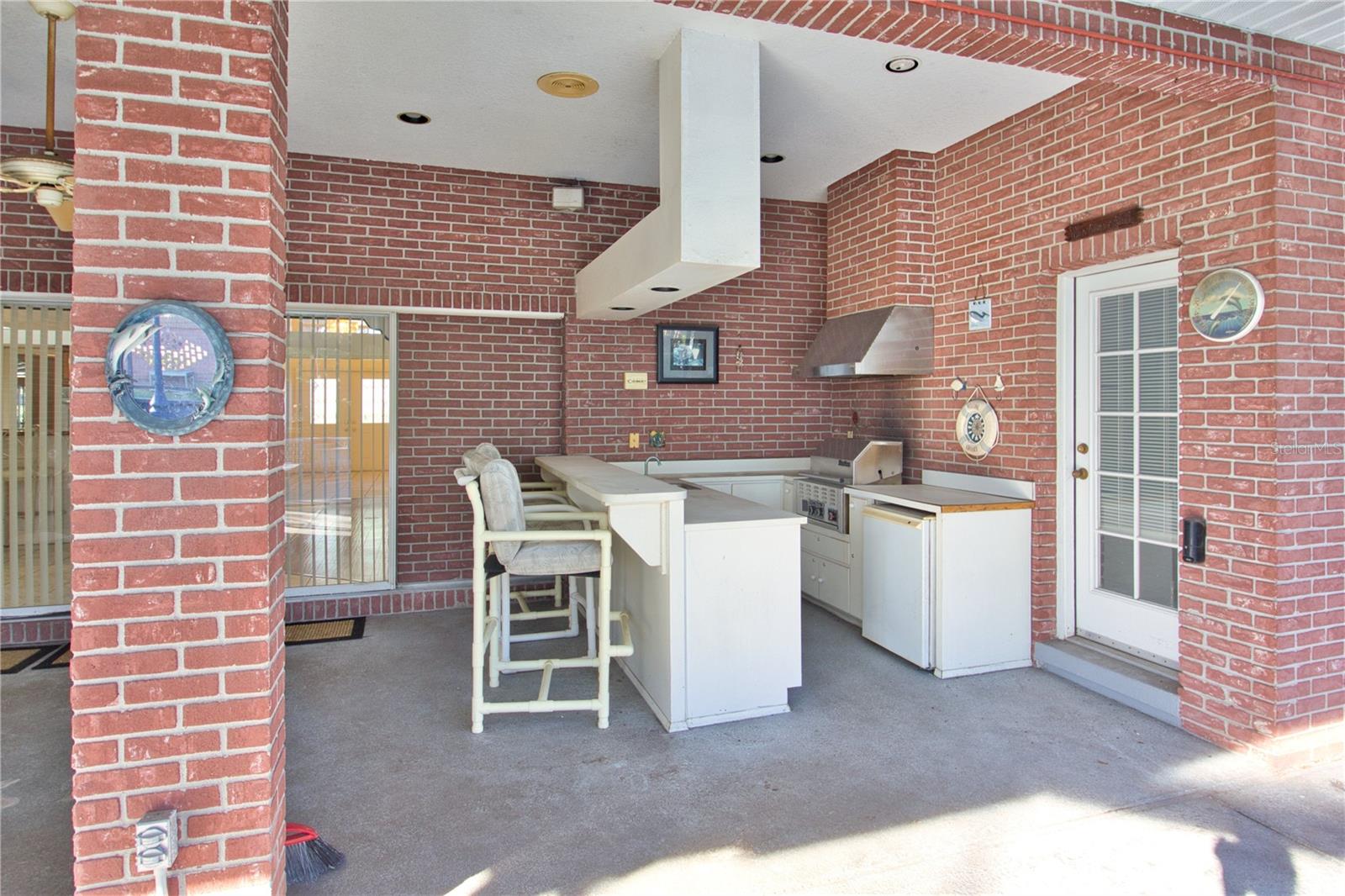 LAKE DEESON POINTE ADD - Residential