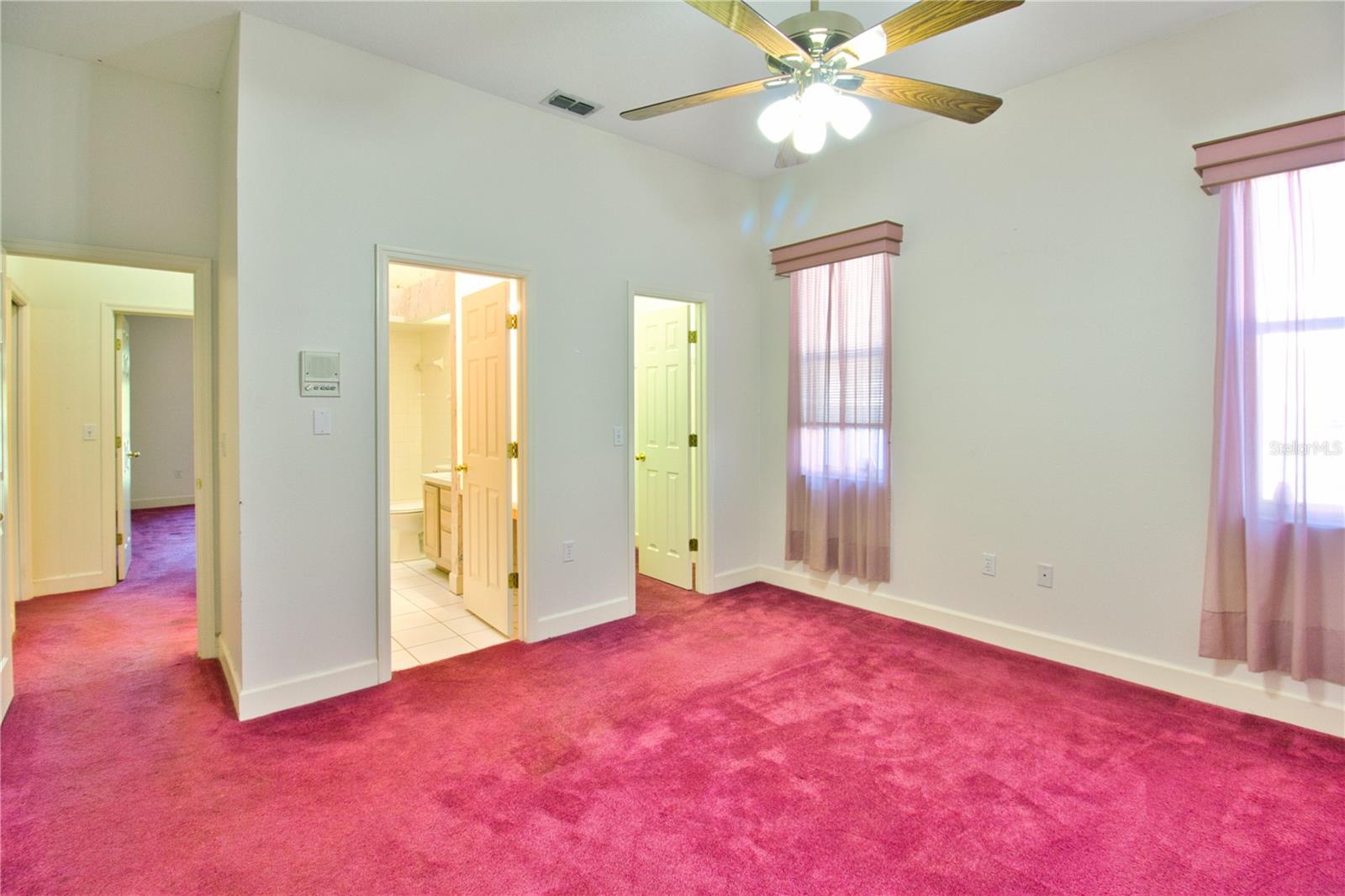 LAKE DEESON POINTE ADD - Residential