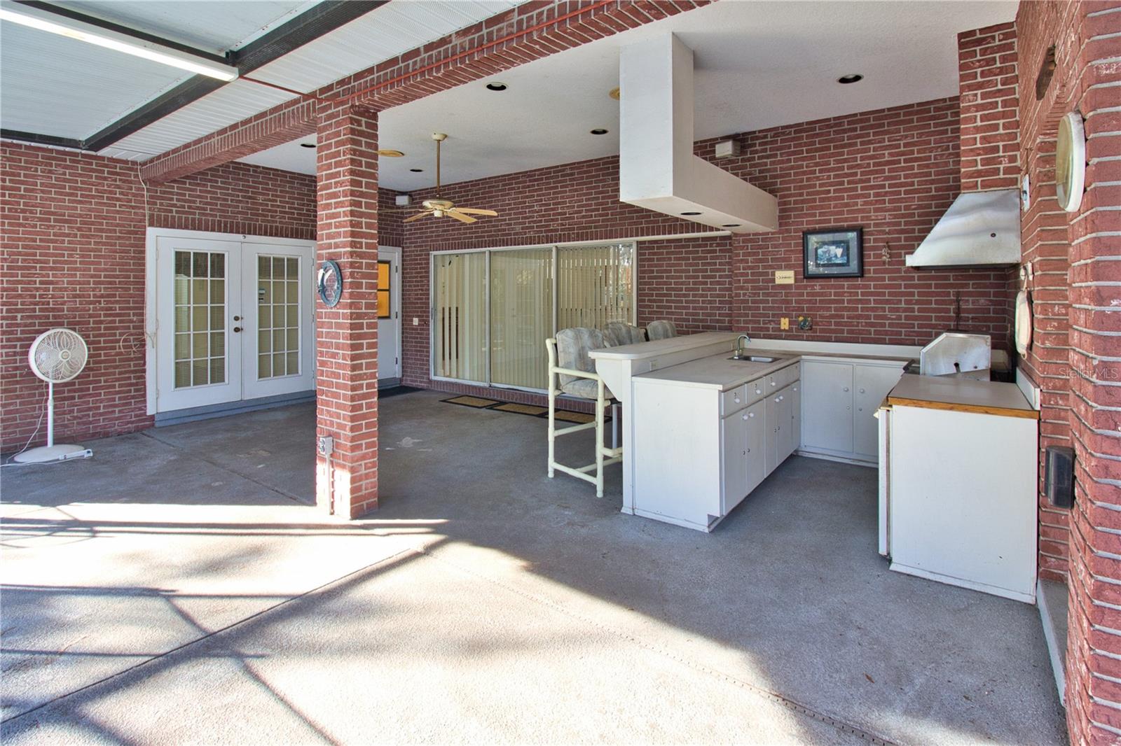 LAKE DEESON POINTE ADD - Residential