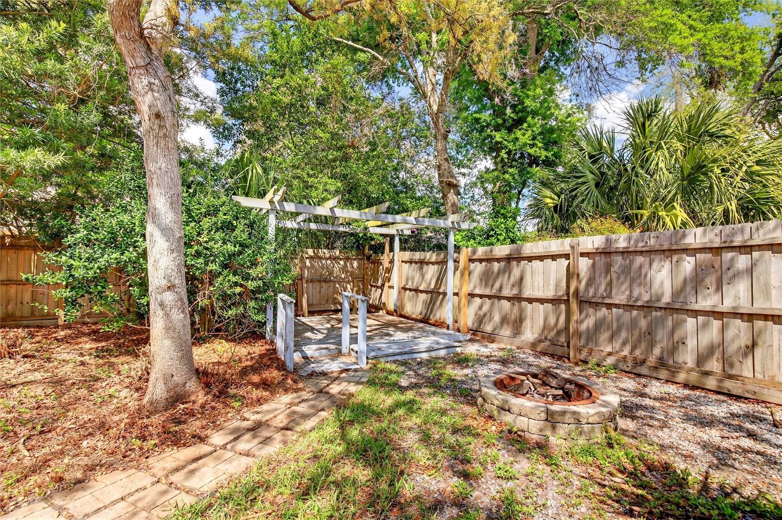 MAJESTIC OAKS SECOND ADD - Residential