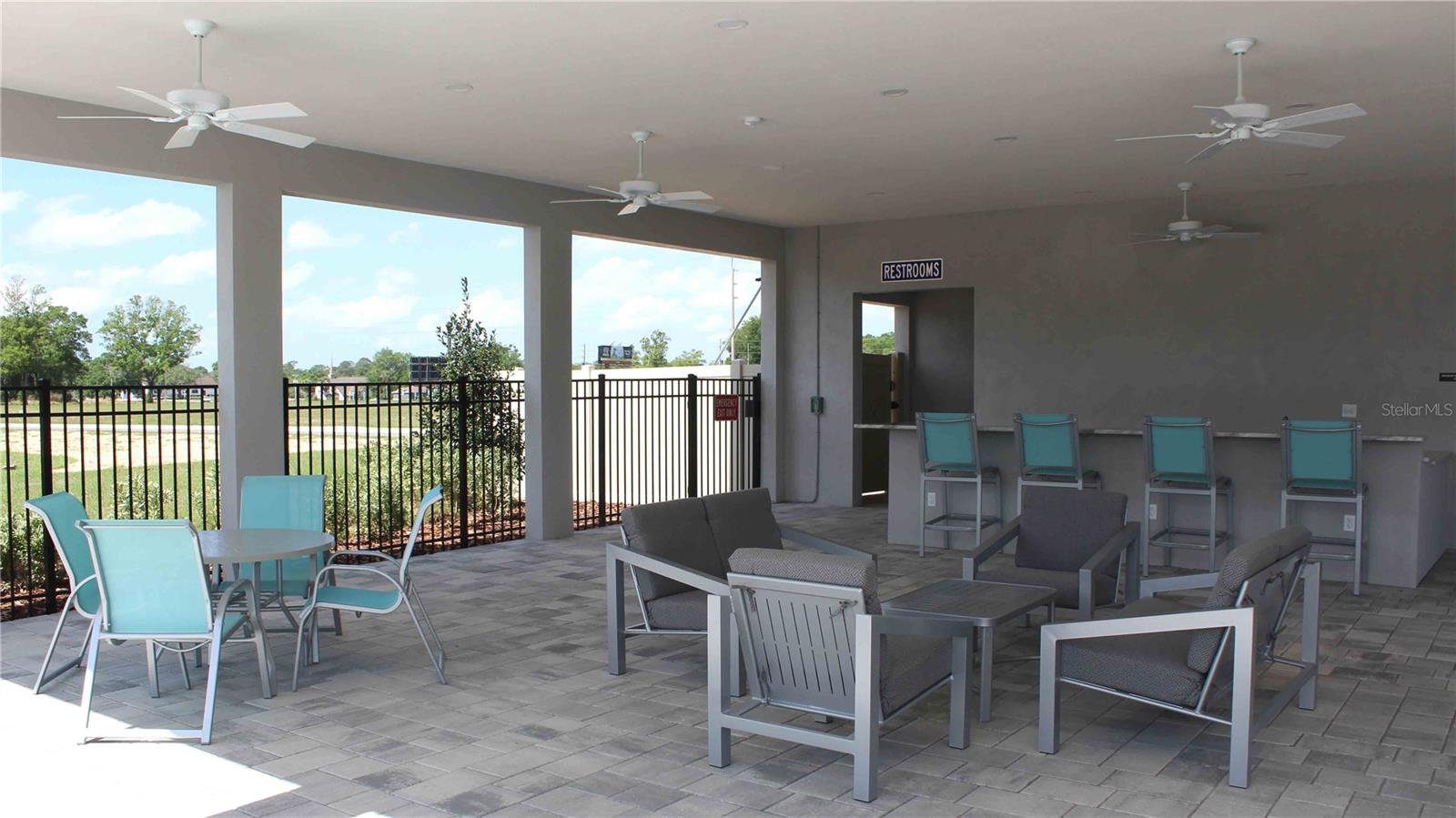 THE TOWNS AT LAUREL COMMONS - Residential