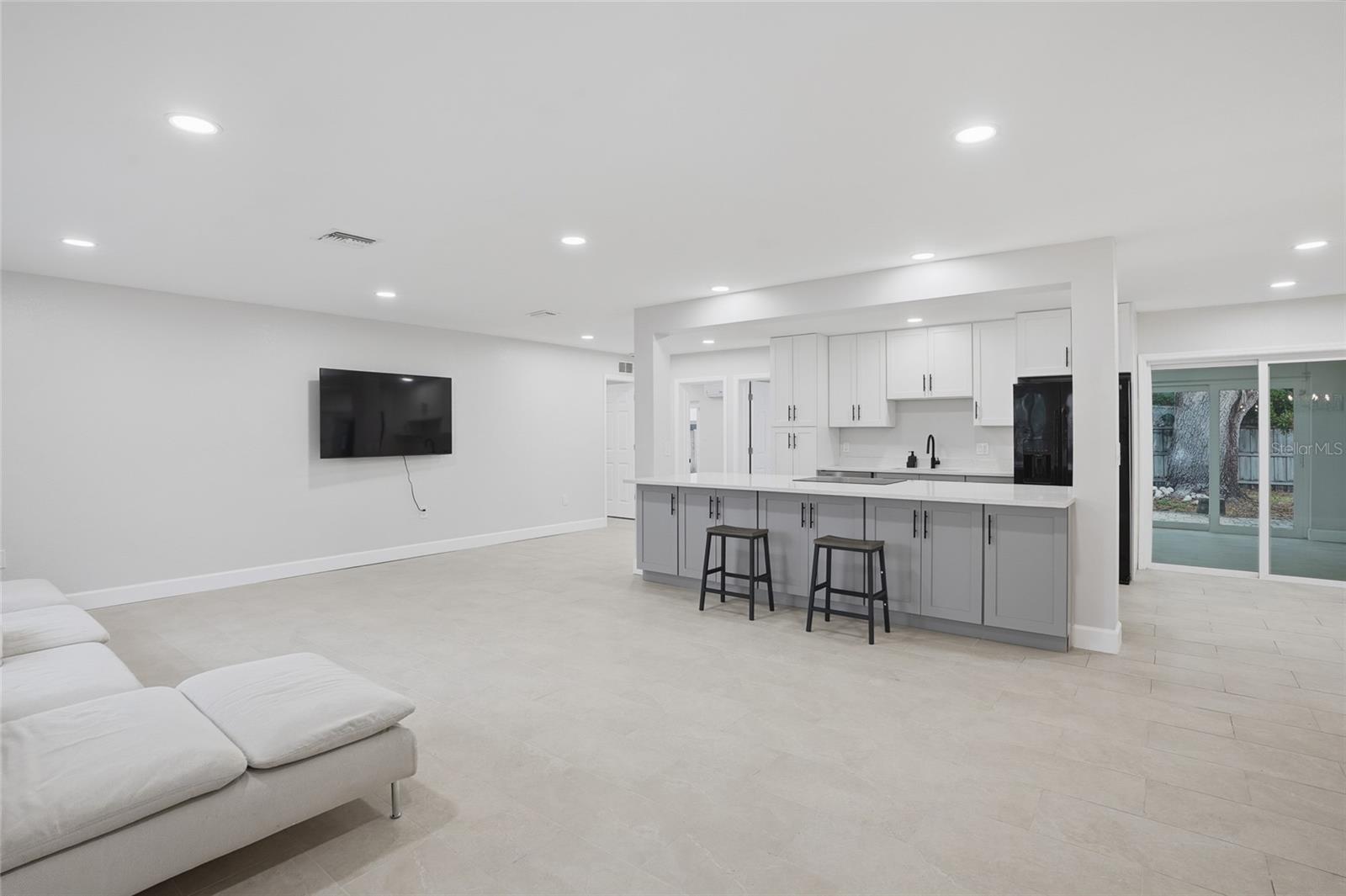 FOREST SQUARE - Residential