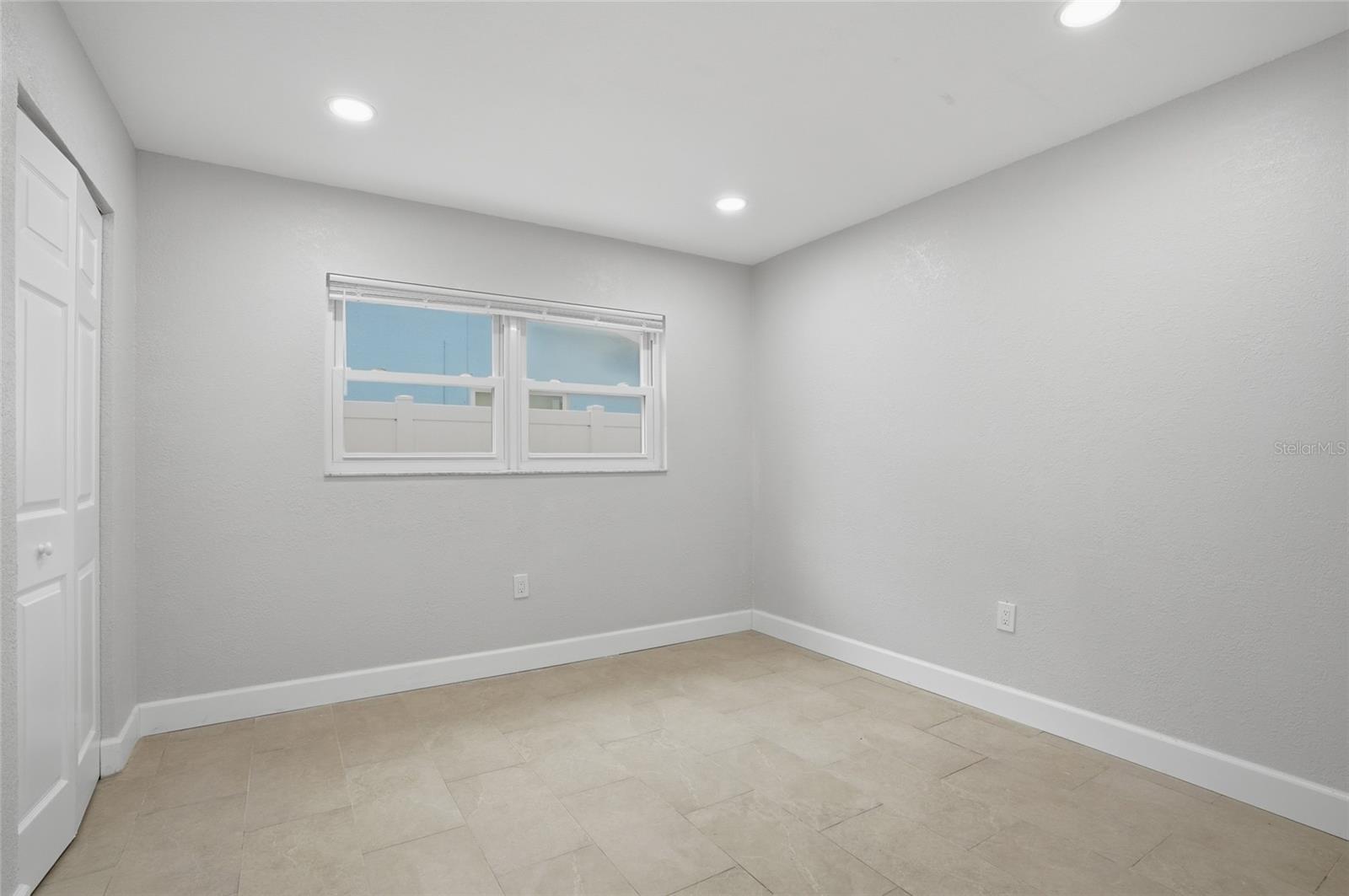 FOREST SQUARE - Residential