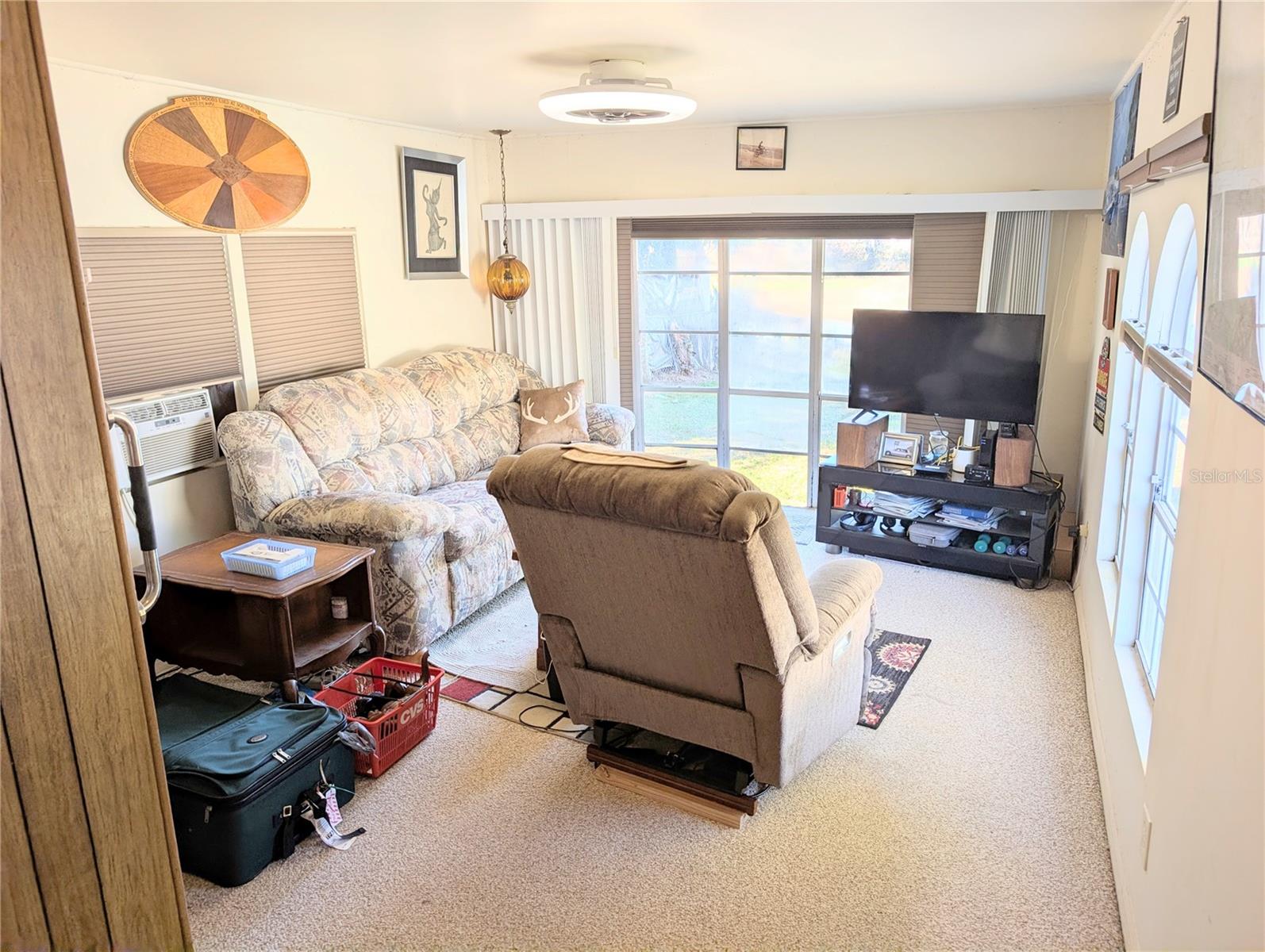 LAKE PARK - Residential