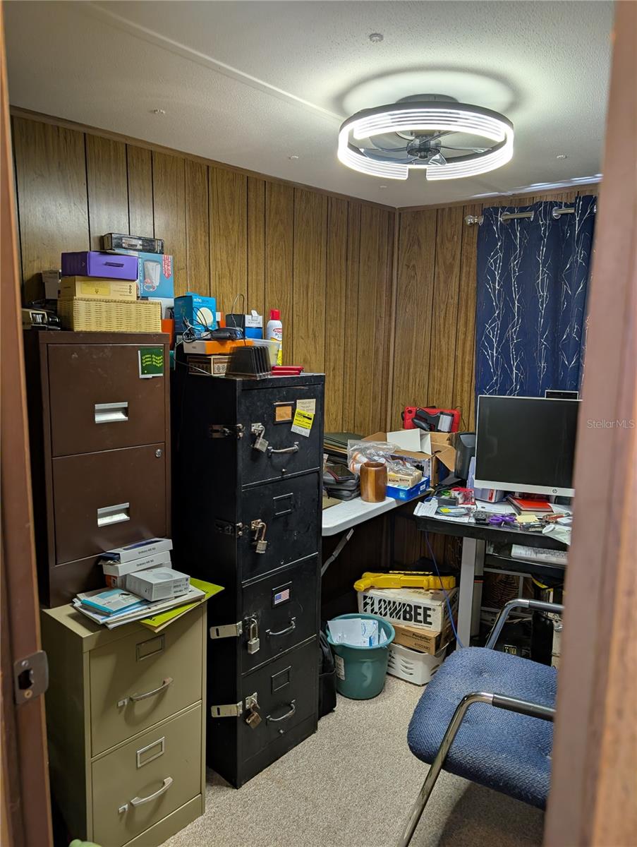 LAKE PARK - Residential