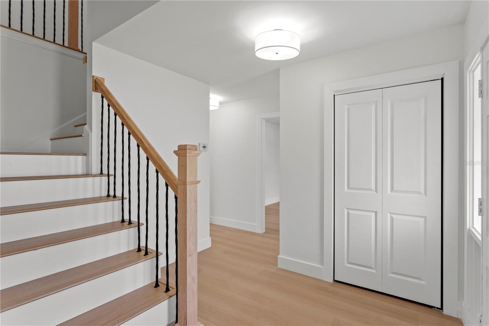 SUNSET PARK ISLES UNIT 5 - Residential Lease