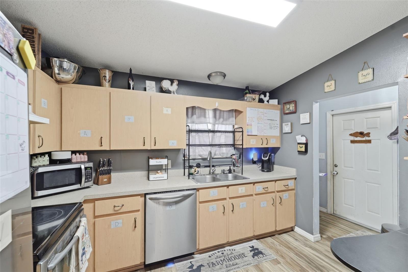 GAS LITE SQUARE - Residential