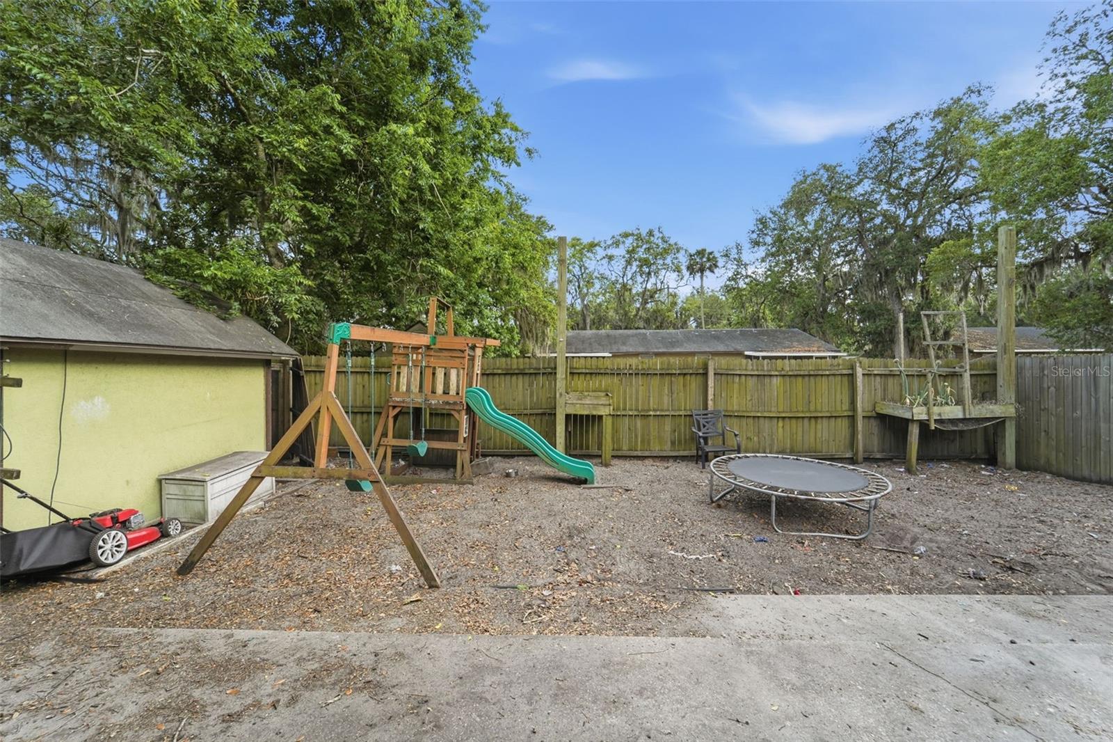 GAS LITE SQUARE - Residential