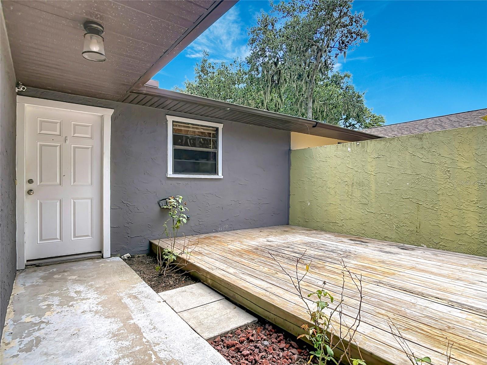 1302 BOND STREET