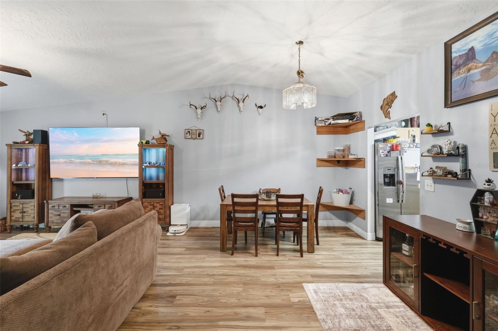 GAS LITE SQUARE - Residential
