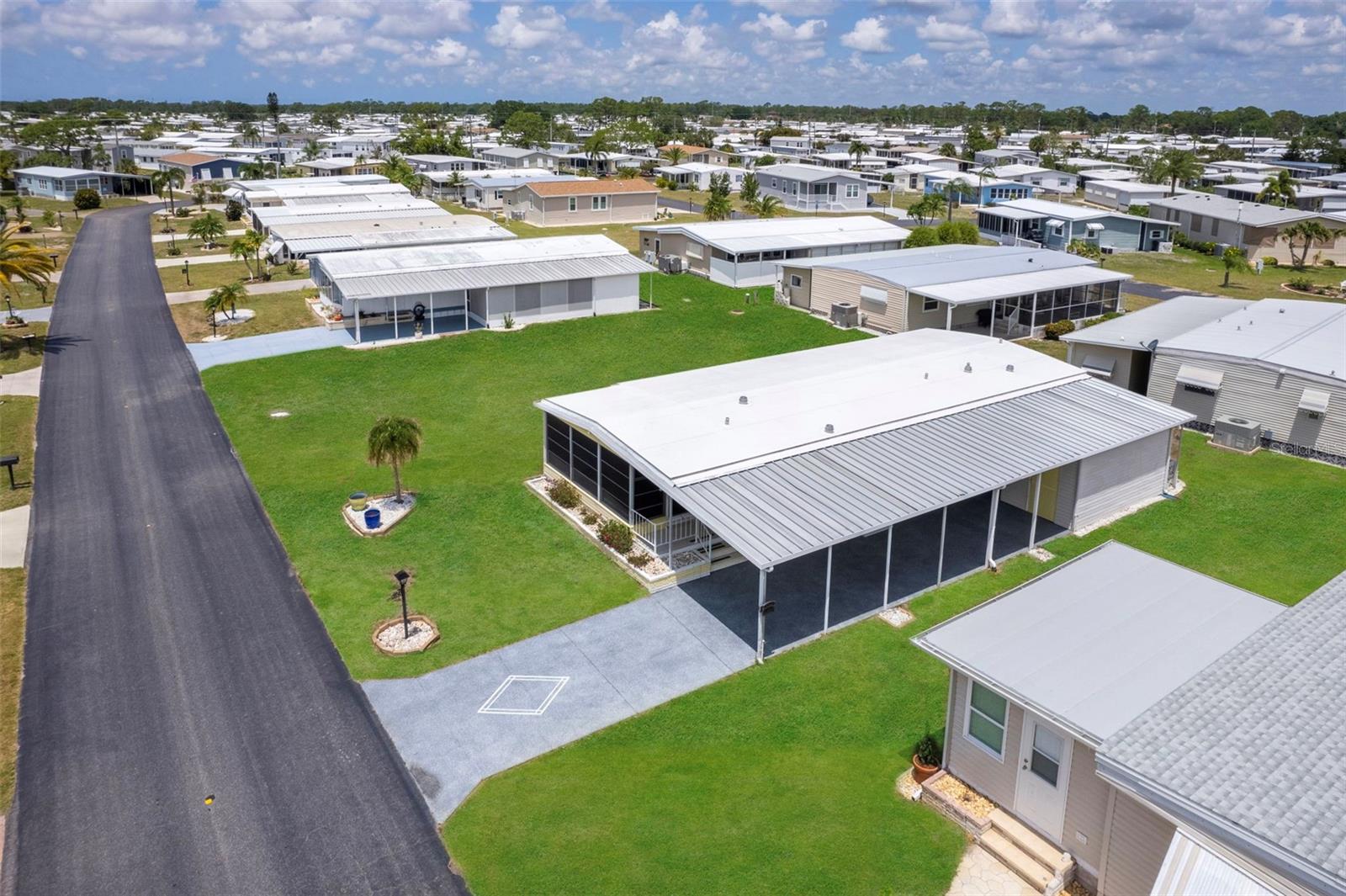 LA CASA MHP CO-OP - Residential
