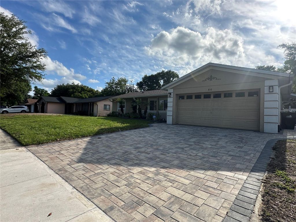Photo of 852 Royalton Road, Orlando, FL 32825 (MLS # O6402102)