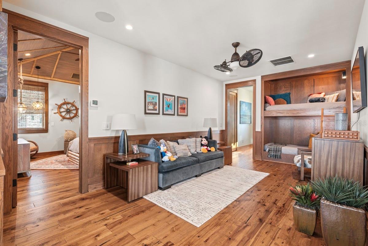 GOLDEN OAK PH 5 - Residential