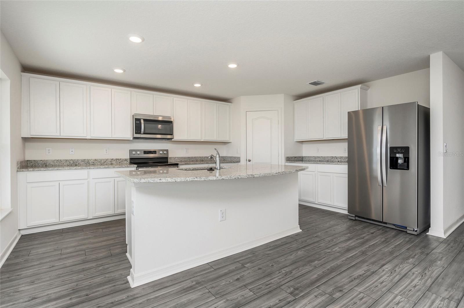 335 BREAM CIRCLE