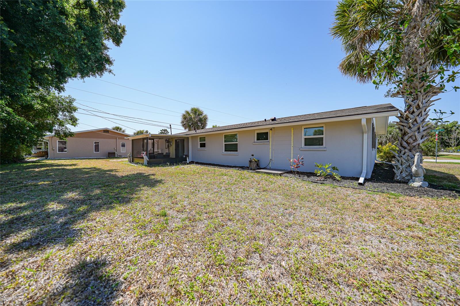 BREEZEWOOD MANOR - Residential Lease