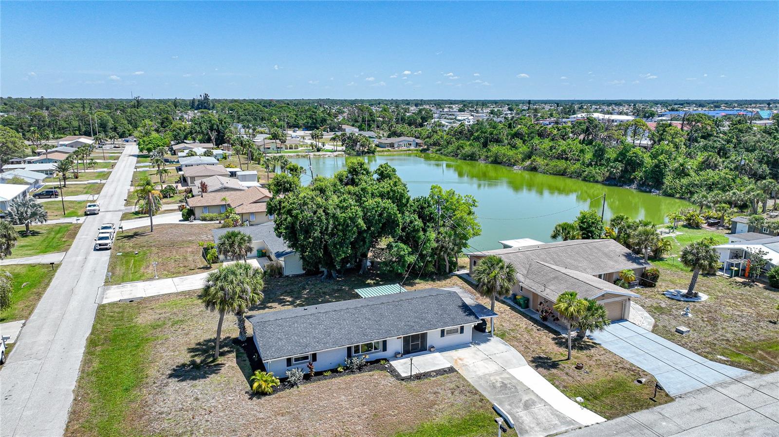 BREEZEWOOD MANOR - Residential Lease