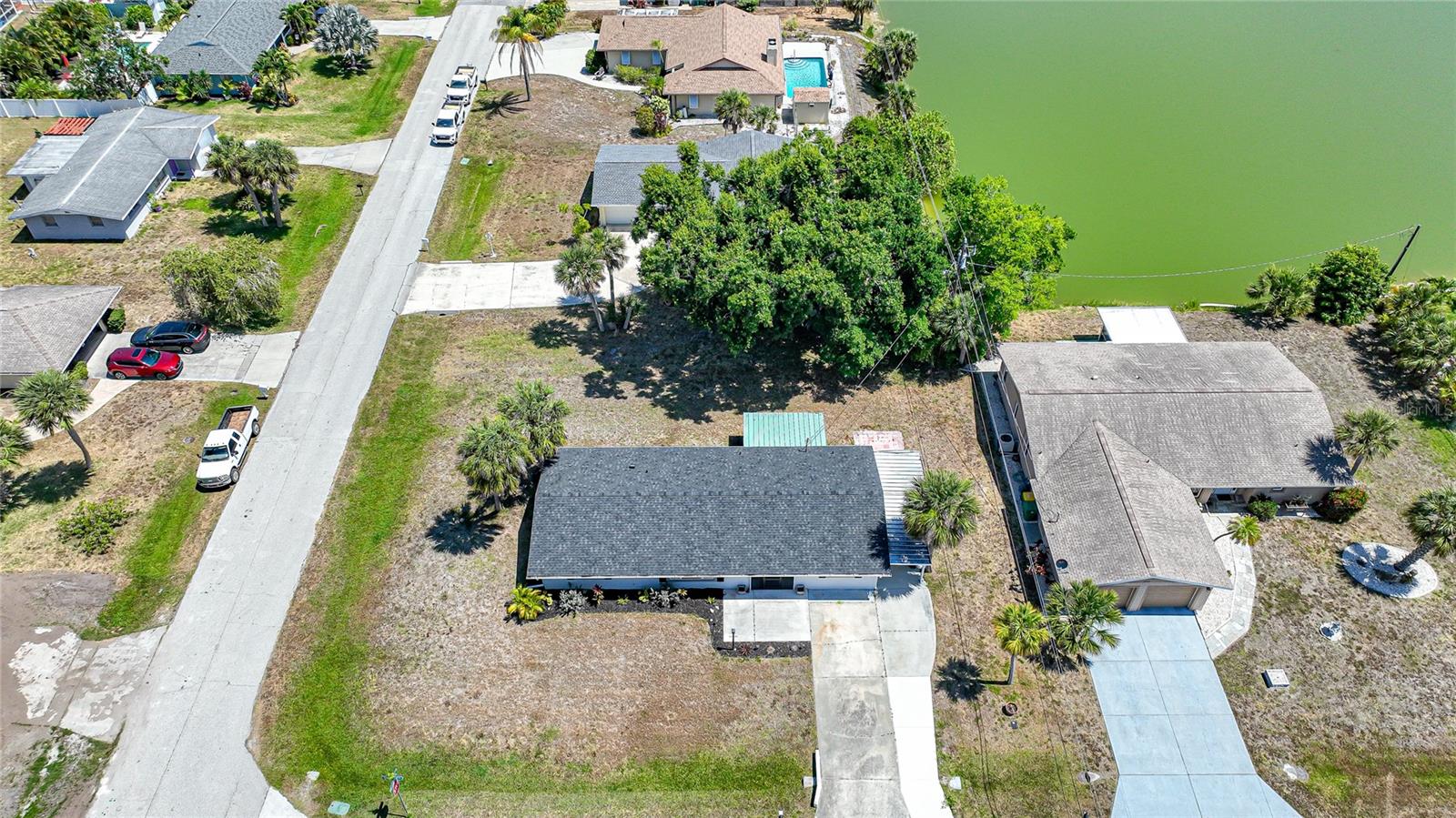 BREEZEWOOD MANOR - Residential Lease