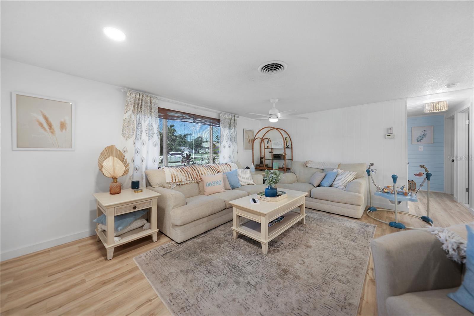 BREEZEWOOD MANOR - Residential Lease