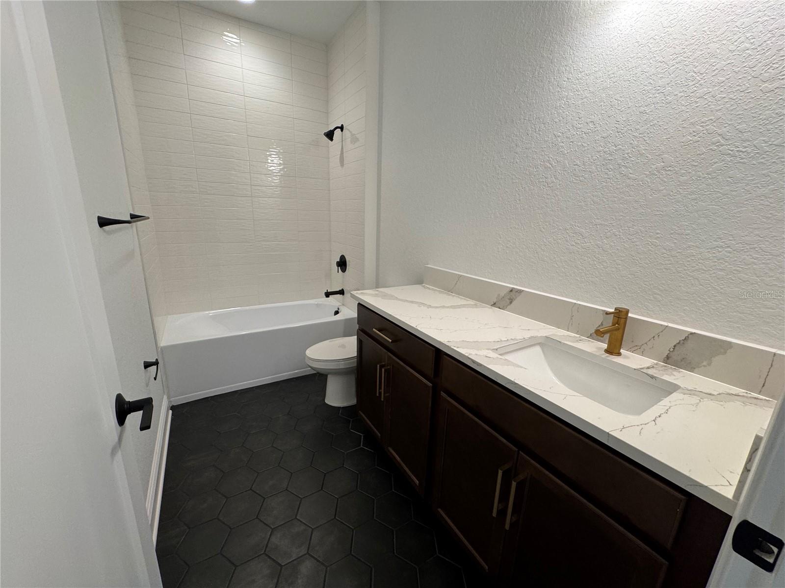 VISTERA OF VENICE - Residential