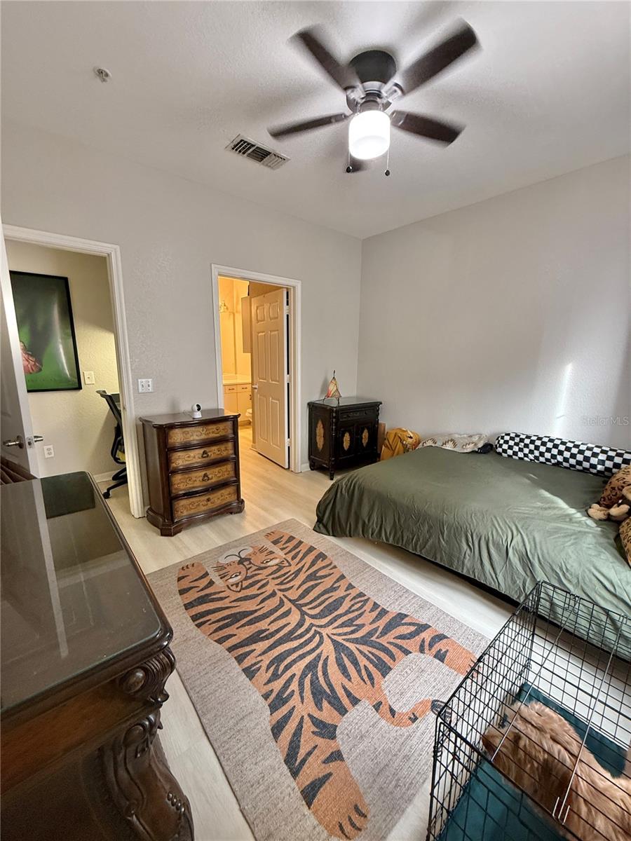 PARK NORTH CHENEY PLACE - Residential