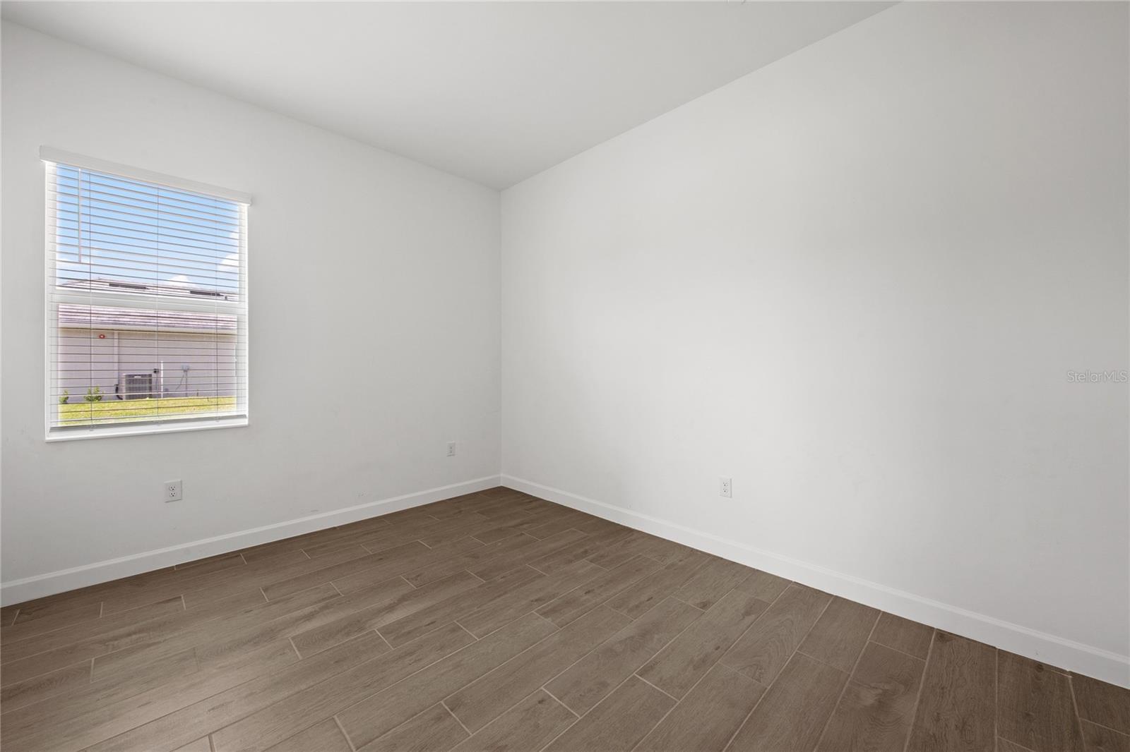 CALUSA COUNTRY CLUB - Residential