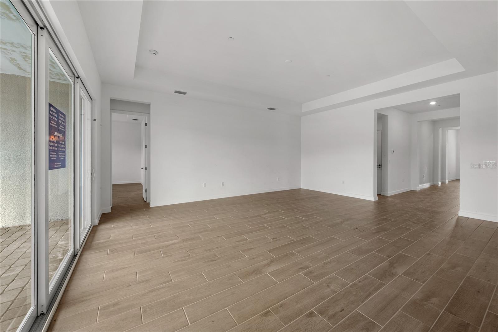 CALUSA COUNTRY CLUB - Residential