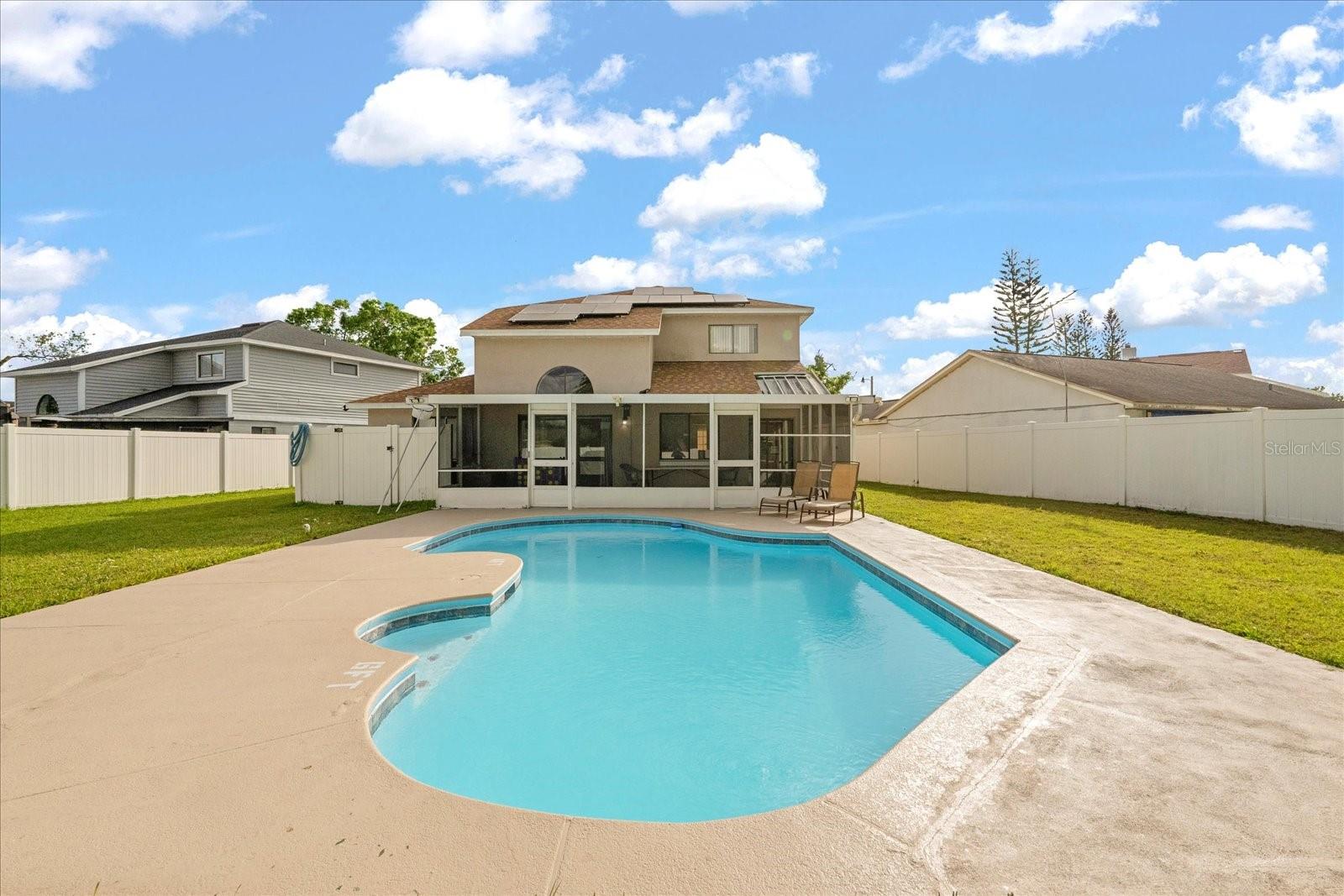 144 PINEWOOD CIRCLE