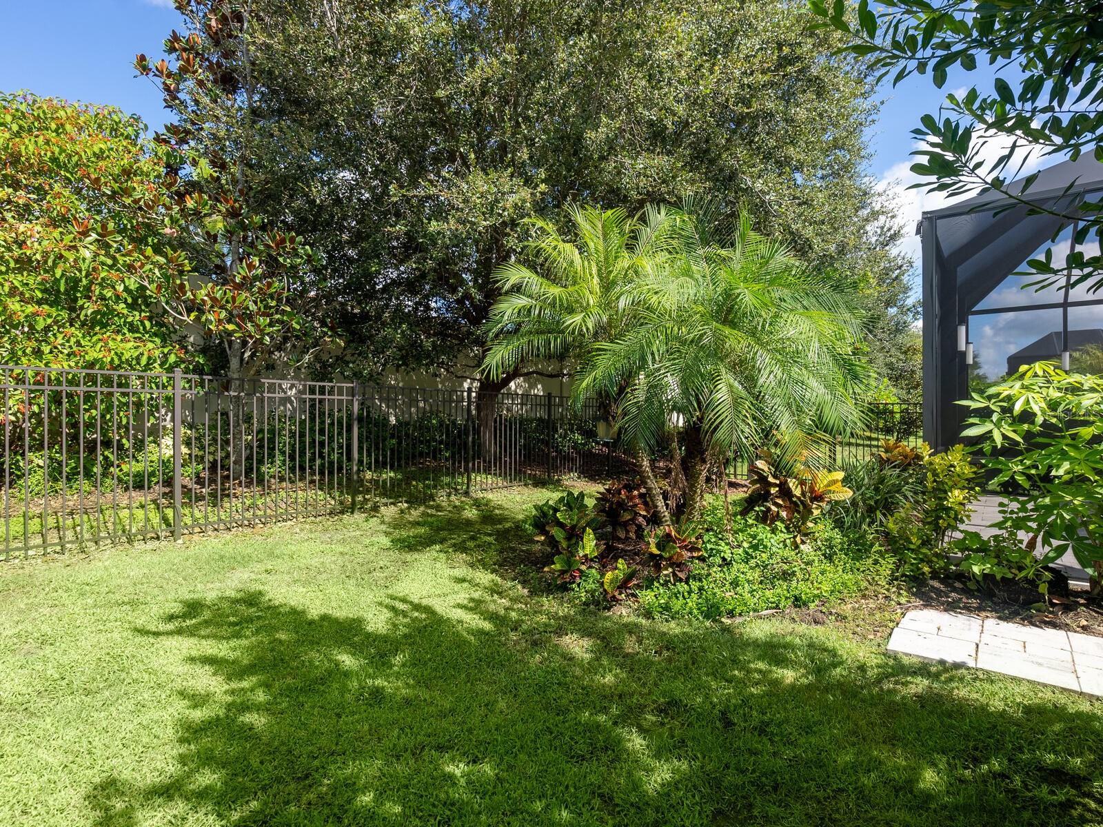 TOSCANA ISLES - Residential