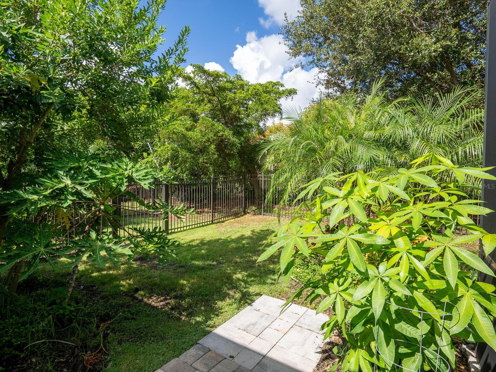 TOSCANA ISLES - Residential