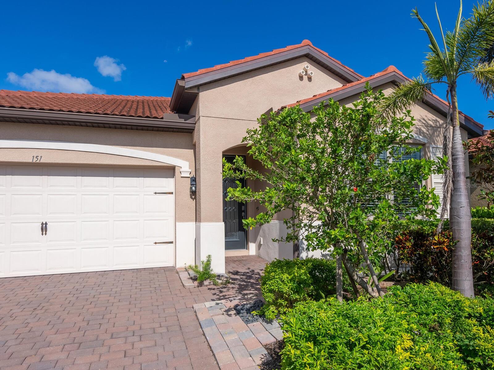 TOSCANA ISLES - Residential