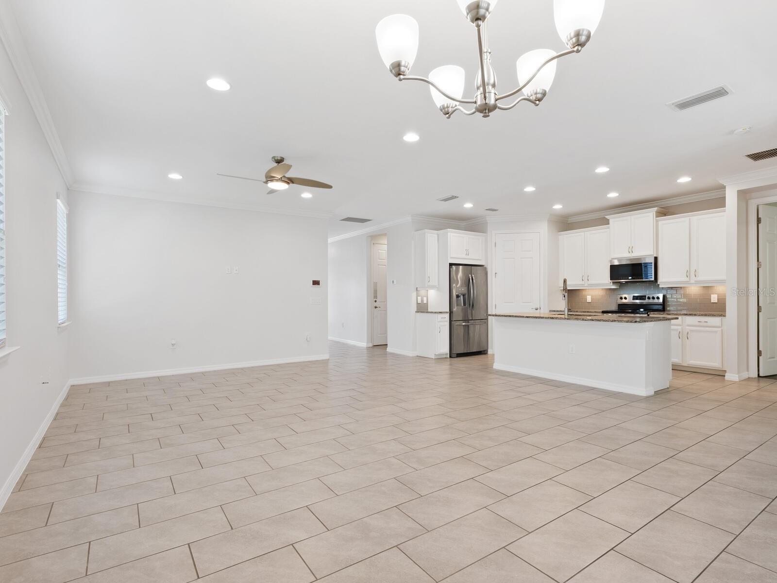 TOSCANA ISLES - Residential