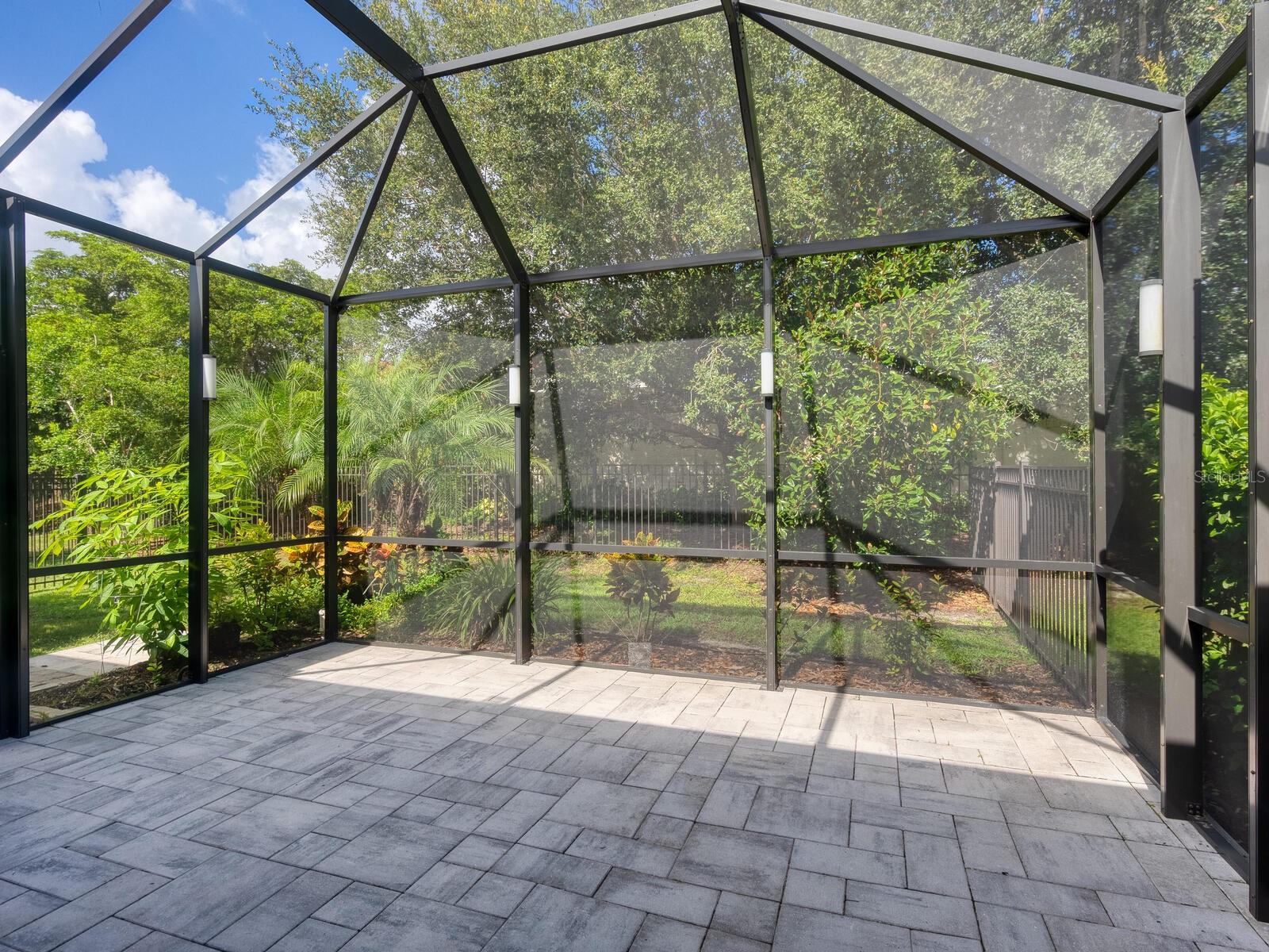 TOSCANA ISLES - Residential