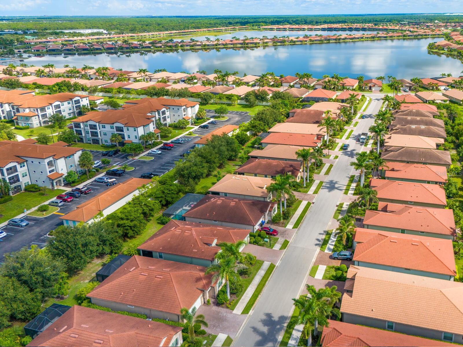 TOSCANA ISLES - Residential