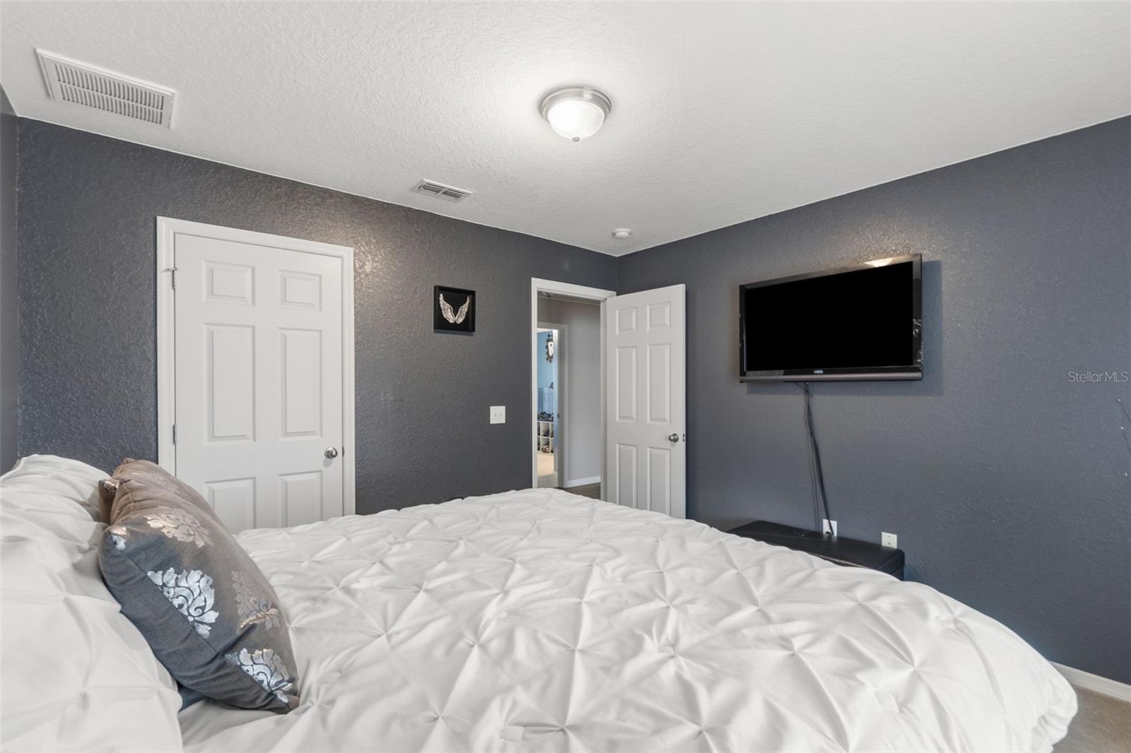 SPRING HILL UNIT 8 - Residential