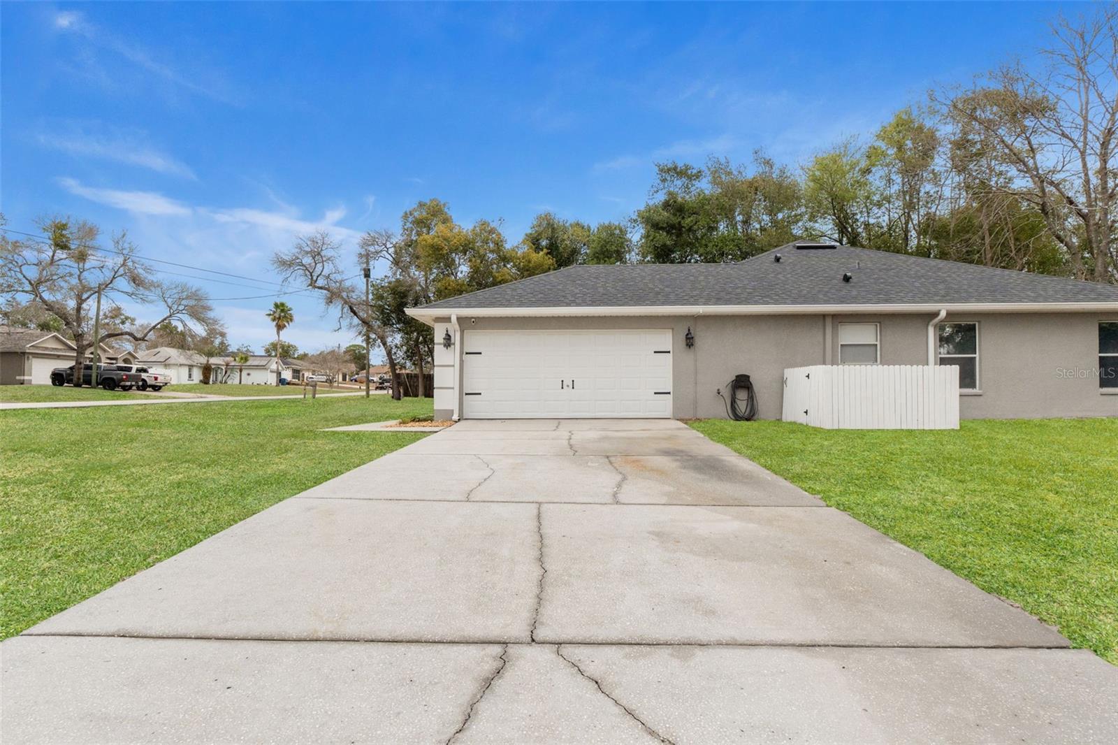 SPRING HILL UNIT 8 - Residential