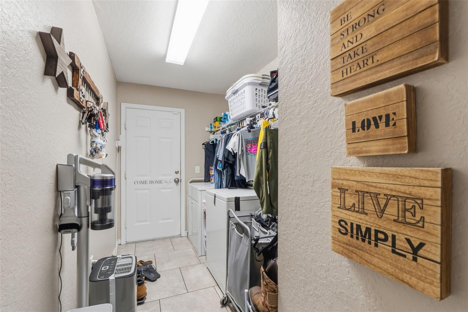 SPRING HILL UNIT 8 - Residential