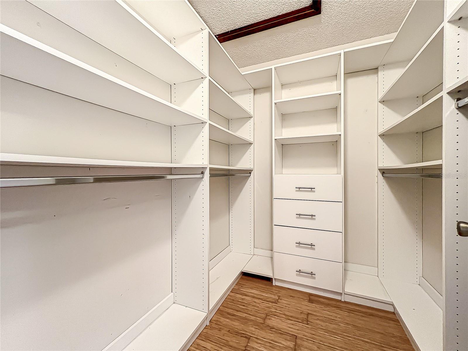 FOXCHASE PH 1 - Residential