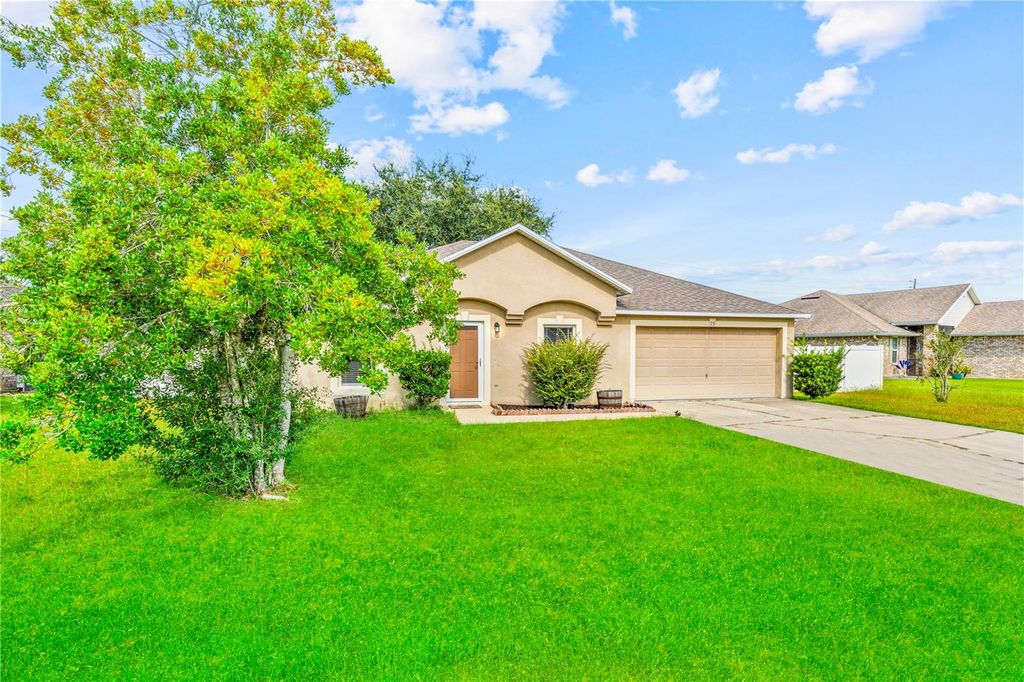 Photo of 15 Lamar Lane, Palm Coast, FL 32137 (MLS # FC312823)