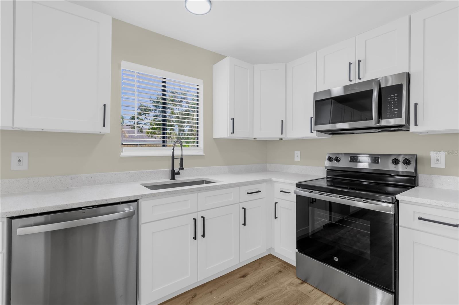 2521 YULE TREE DRIVE