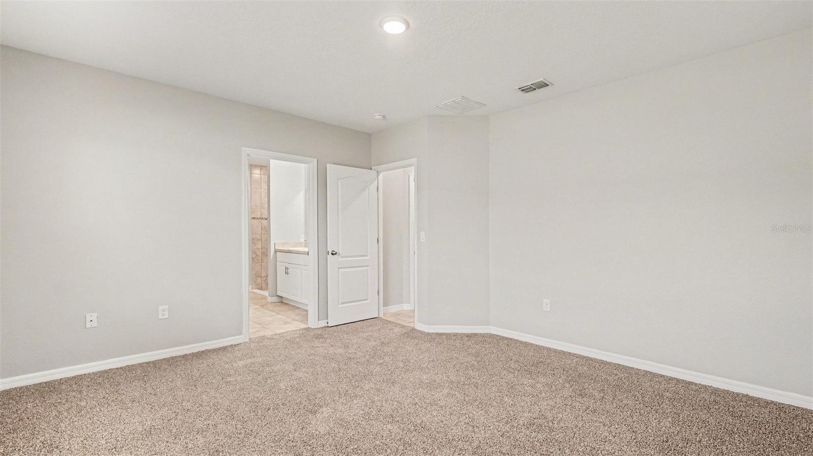 MARION OAKS UN 07 - Residential