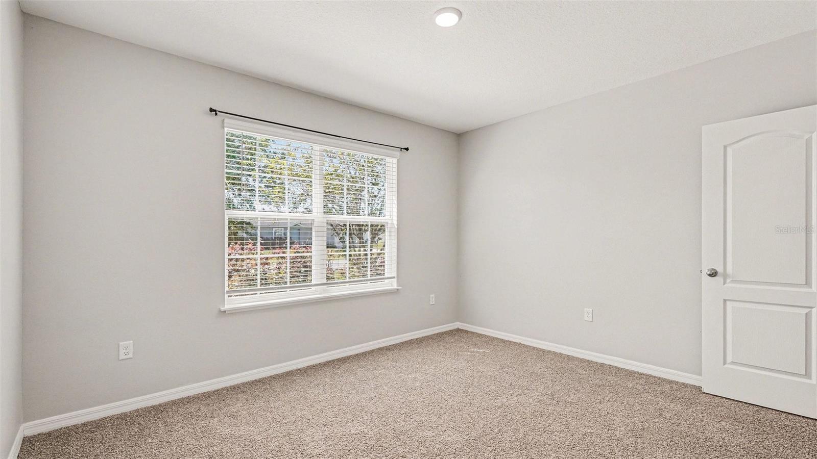 MARION OAKS UN 07 - Residential