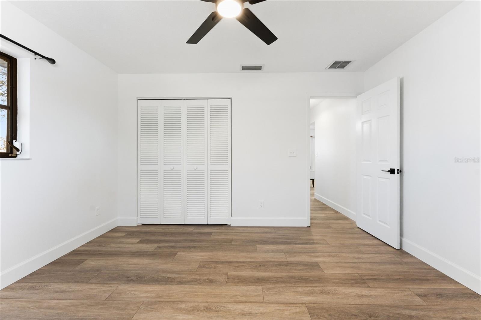 SOUTH VENICE - Residential