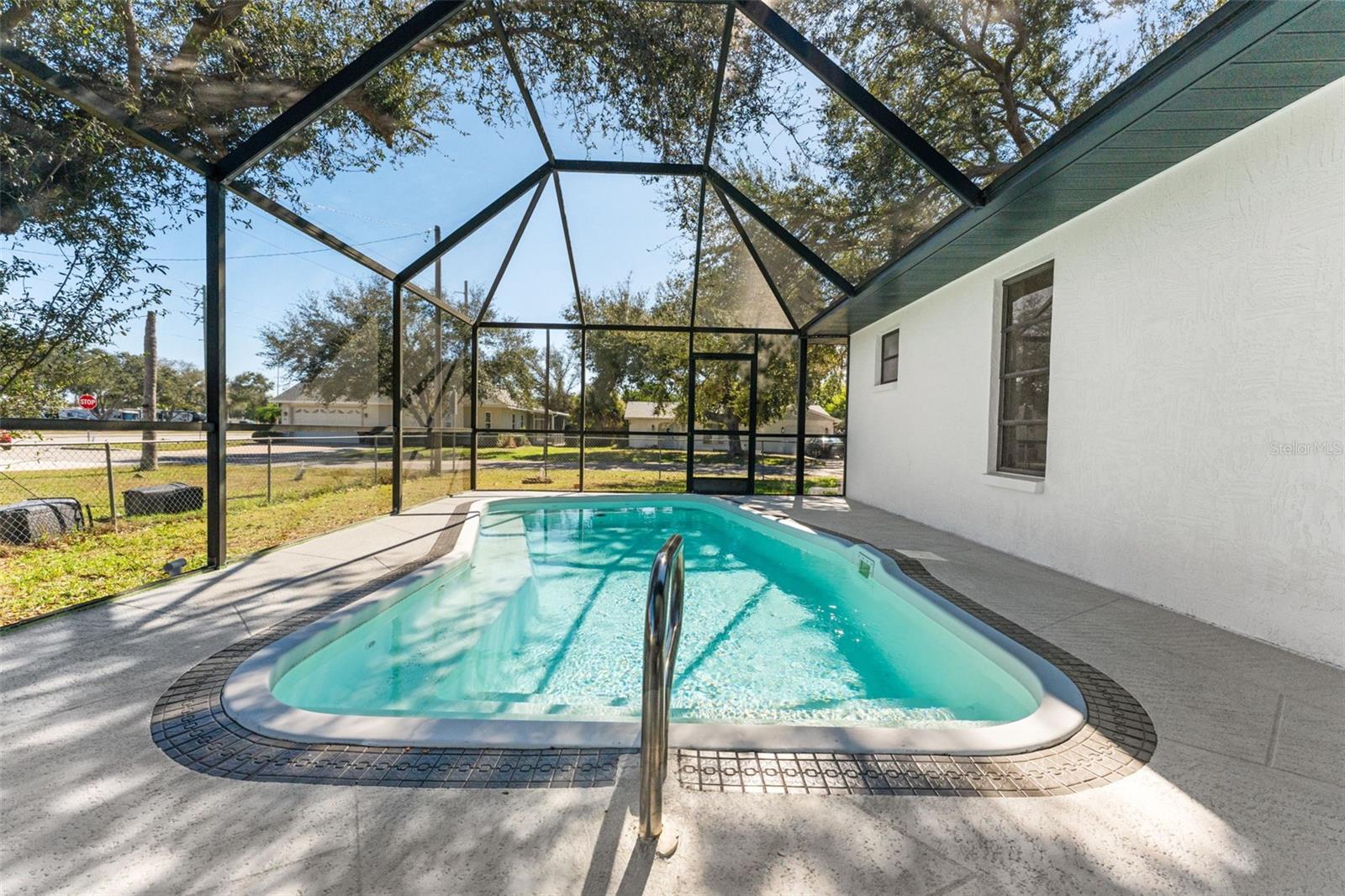 SOUTH VENICE - Residential