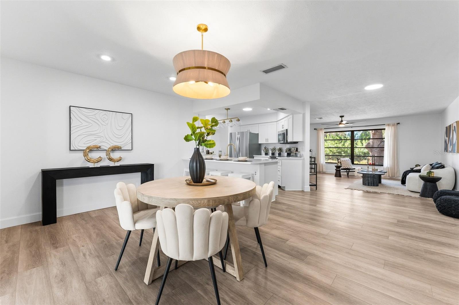 SOUTH VENICE - Residential