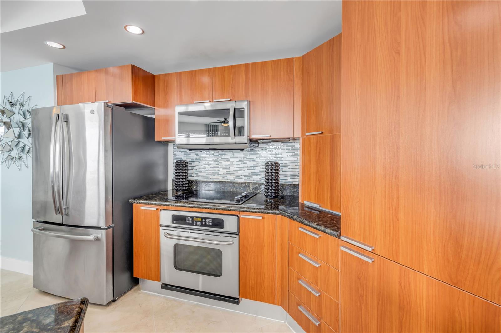 MARINA GRANDE HALIFAX 01 - Residential