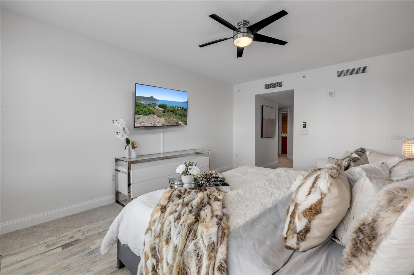 MARINA GRANDE HALIFAX 01 - Residential