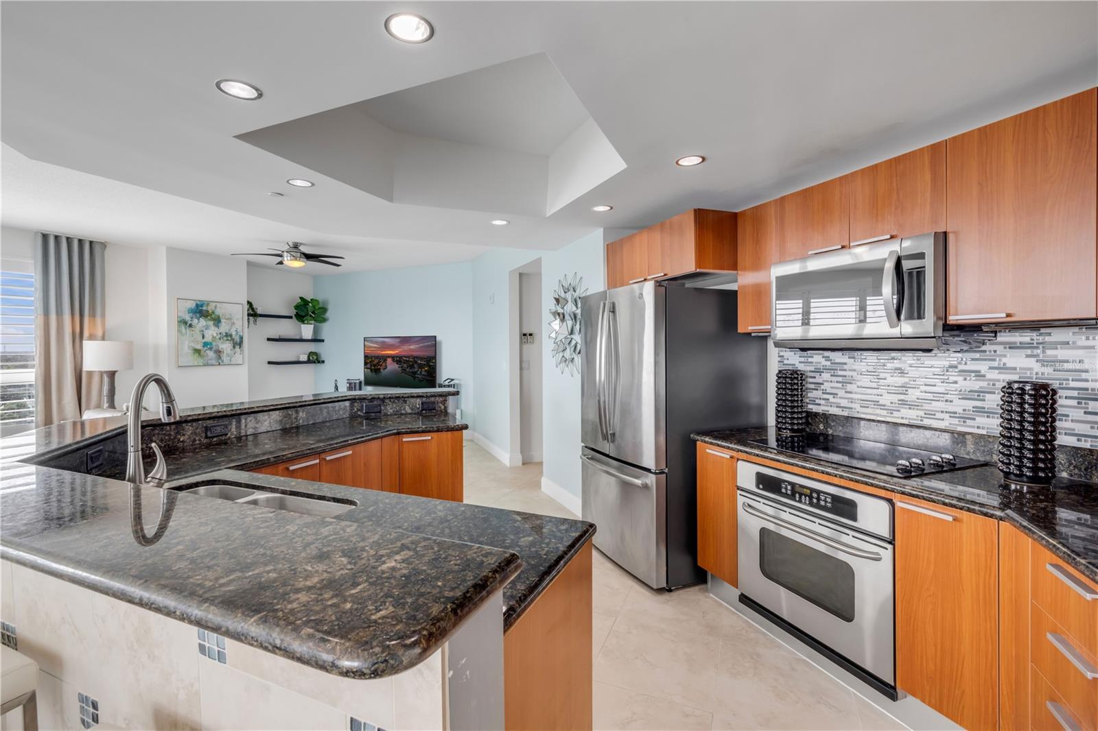 MARINA GRANDE HALIFAX 01 - Residential