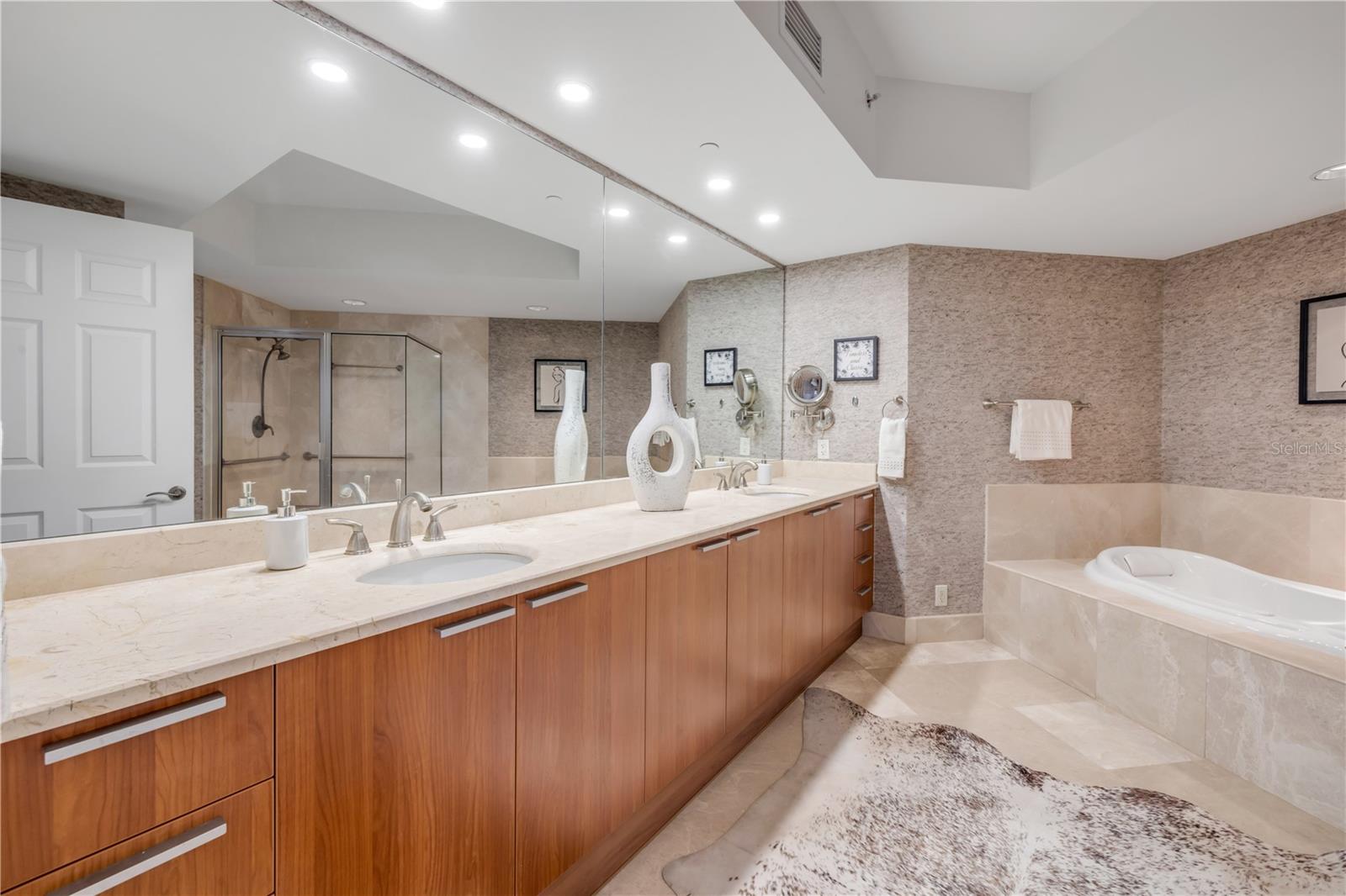 MARINA GRANDE HALIFAX 01 - Residential