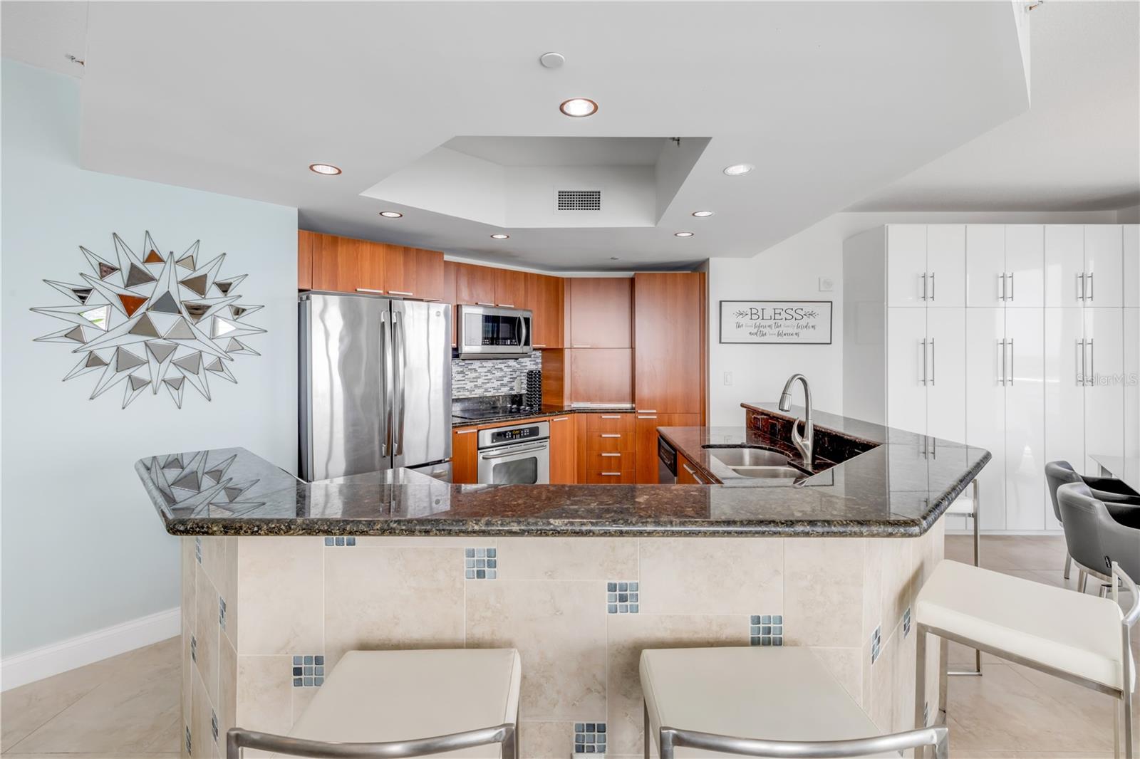 MARINA GRANDE HALIFAX 01 - Residential