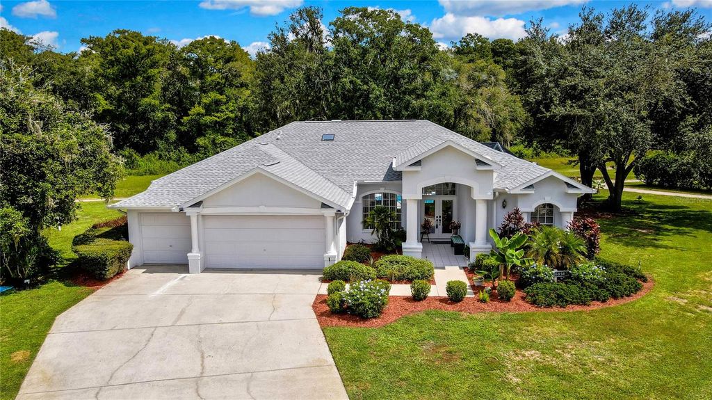Photo of 16850 Chickadee Court, Spring Hill, FL 34610 (MLS # TB8423446)